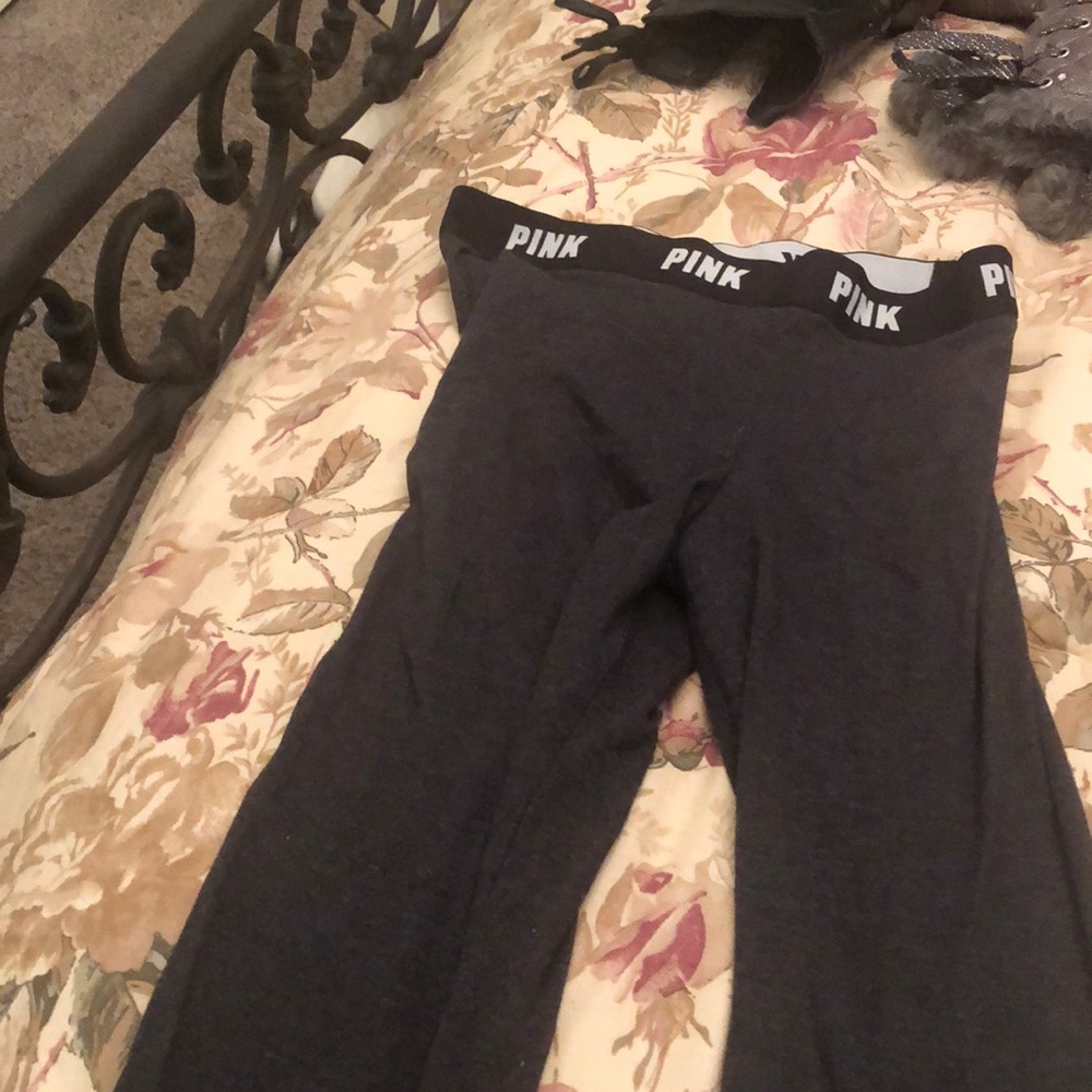 Gray leggings